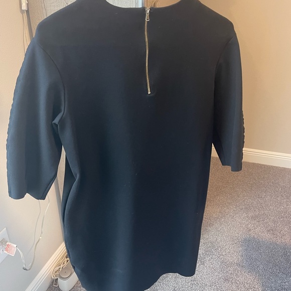 Gorgeous Urban Renewal Dress - Picture 2 of 4